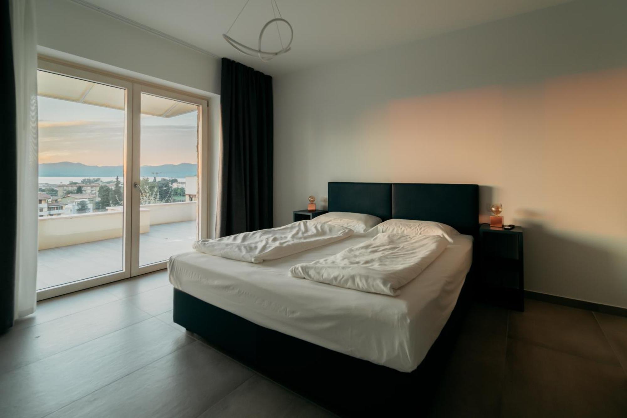 Apartments Monsurei, Lake View Bardolino Eksteriør bilde